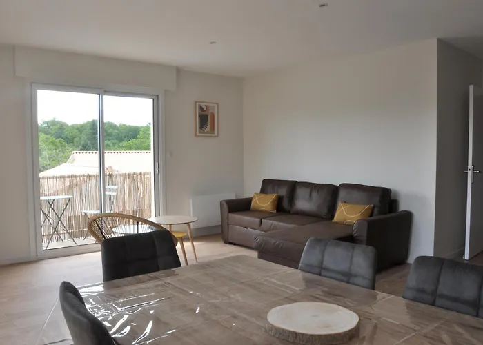 Des Coulees Nantaises Apartment